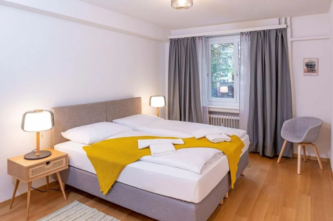 One Bedroom Apartment In Trendy Zurich West location